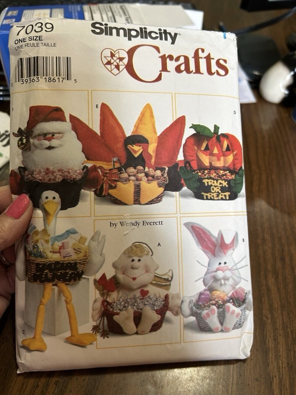 Simplicity Crafts 7039 Holiday Crafts